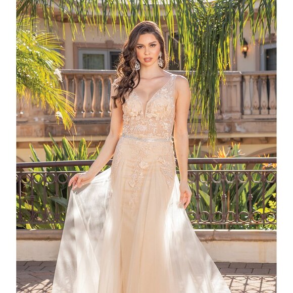 New Sleeveless Mermaid Prom Tulle Gown w/ Floral Applqiue & Deep V-Neck DQ 4311 - Picture 7 of 9